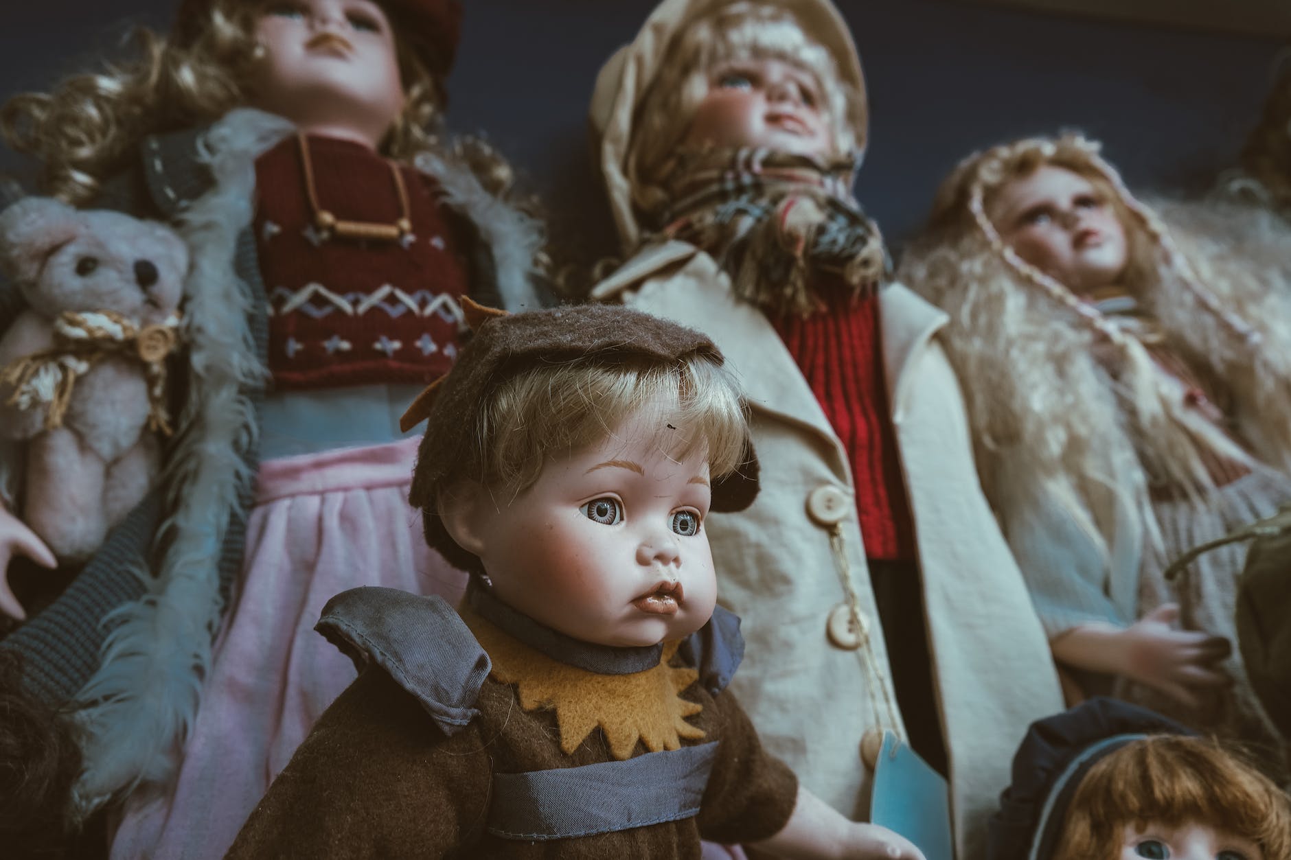 Tips to Tell a Fake Antique Doll