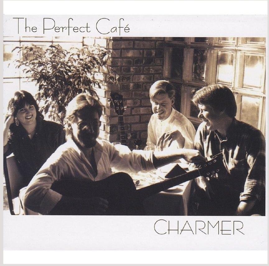 Charmer - The Perfect Cafe